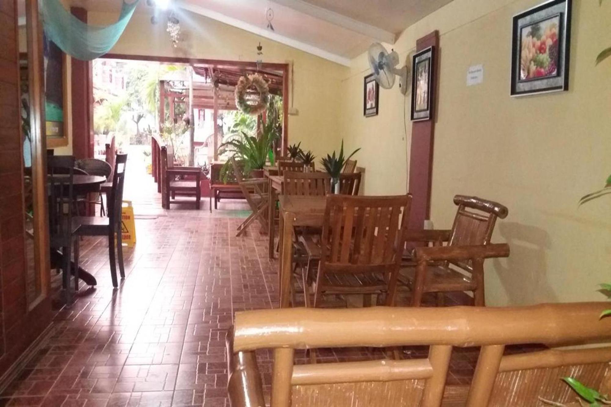 Citadel Bed&Breakfast Puerto Princesa Exterior foto